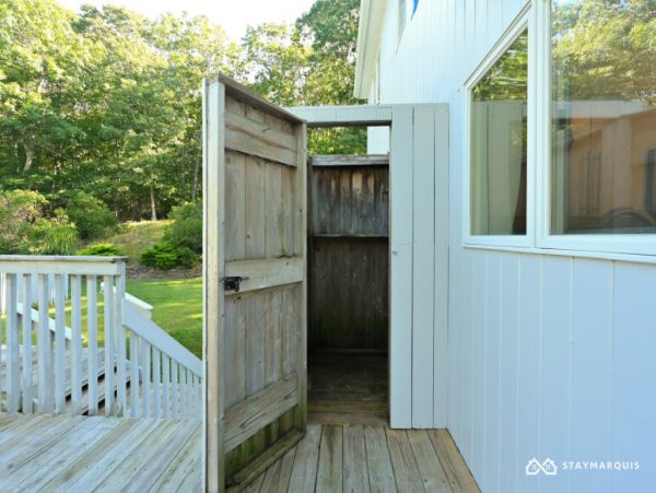 Hamptons Home 1020354