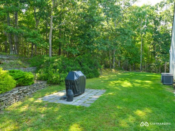 Hamptons Home 1020354