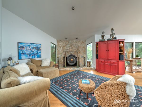 Hamptons Home 1020357