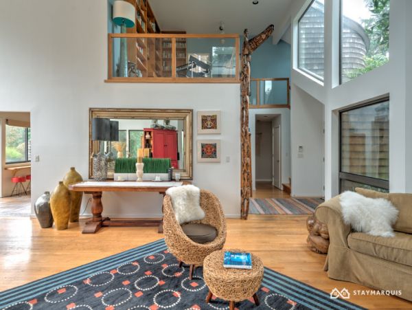 Hamptons Home 1020357