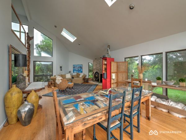 Hamptons Home 1020357