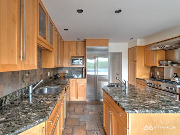 Hamptons Home 1020357