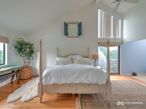 Hamptons Home 1020357