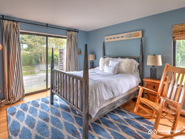 Hamptons Home 1020357