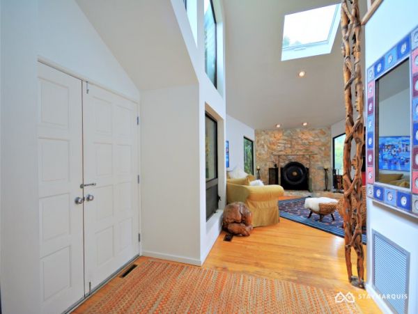 Hamptons Home 1020357