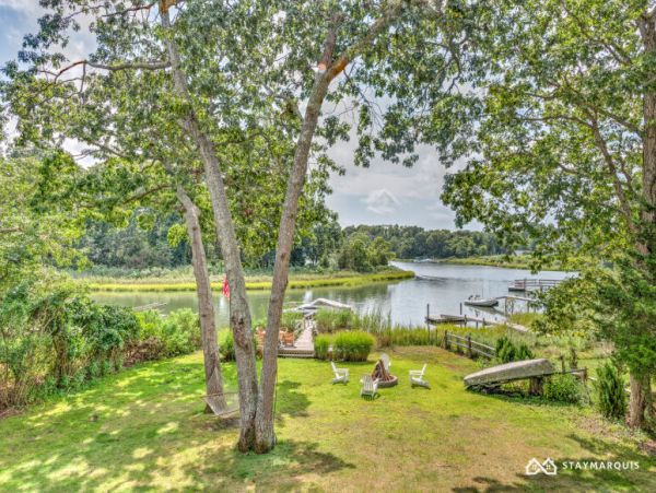 Hamptons Home 1020359