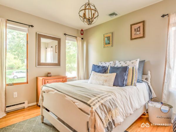 Hamptons Home 1020359