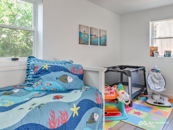 Hamptons Home 1020359
