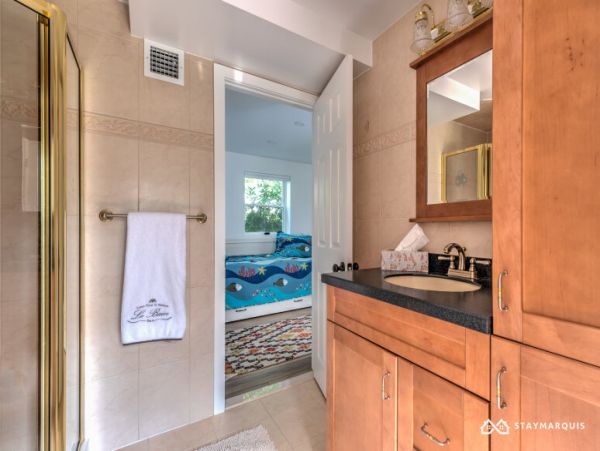 Hamptons Home 1020359