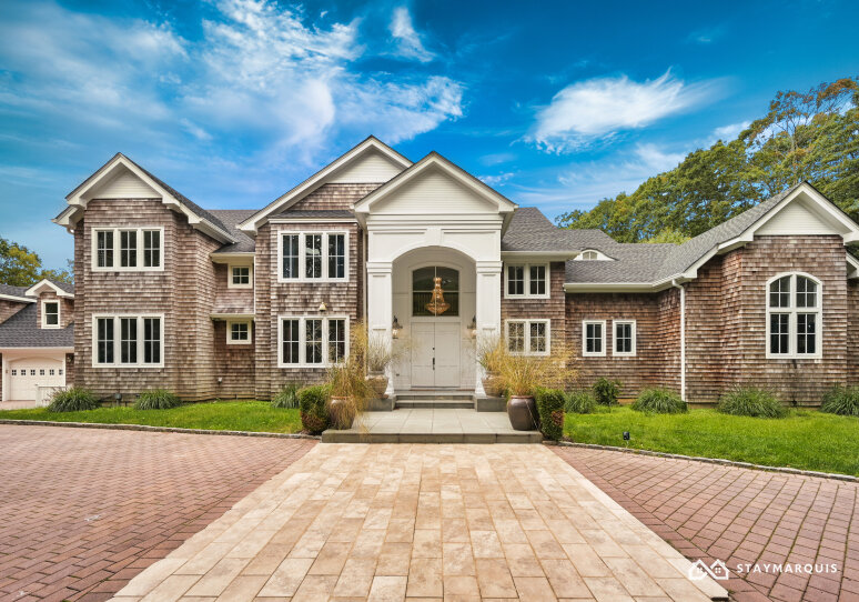 Hamptons Home 1020360