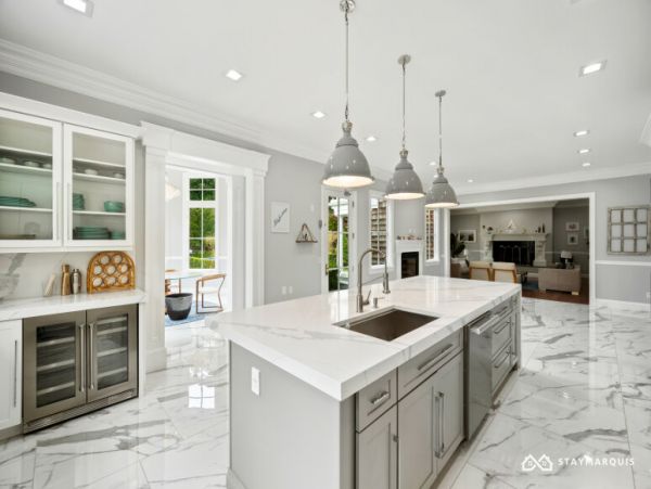 Hamptons Home 1020360