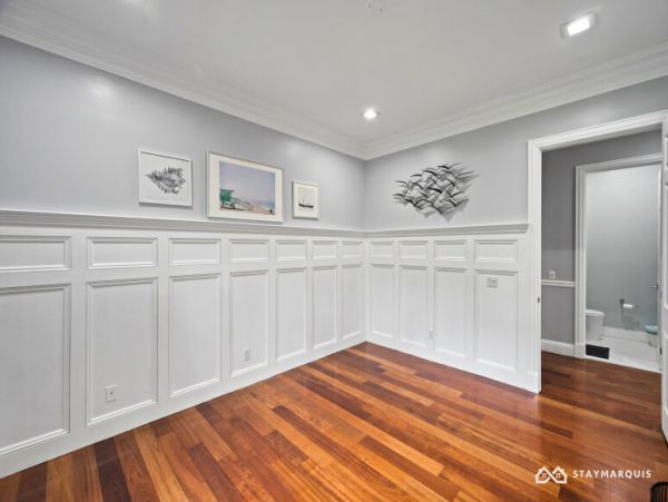 Hamptons Home 1020360