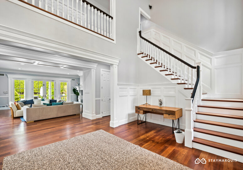 Hamptons Home 1020360