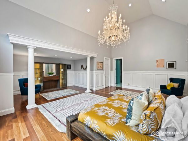 Hamptons Home 1020360