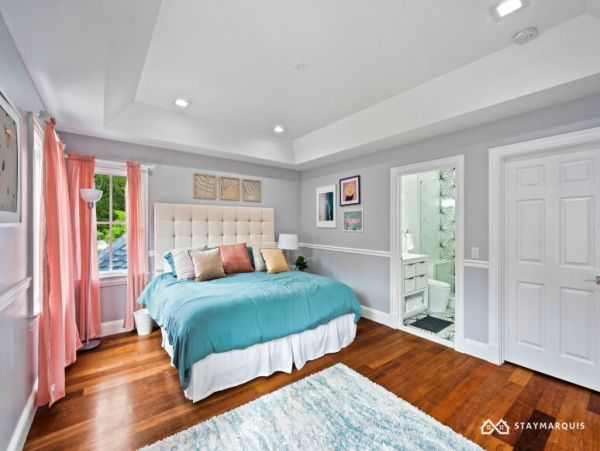 Hamptons Home 1020360