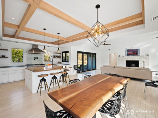 Hamptons Home 1020362