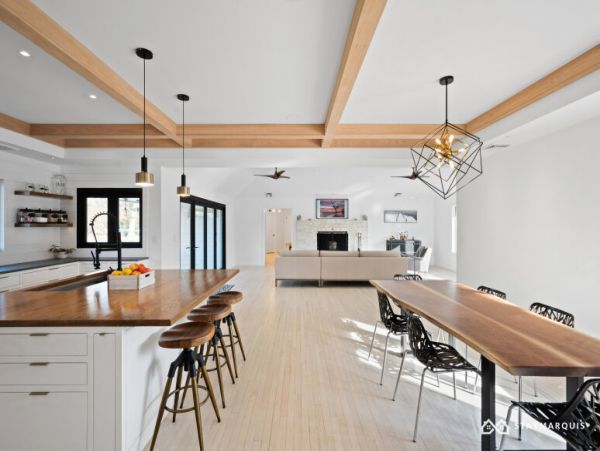 Hamptons Home 1020362