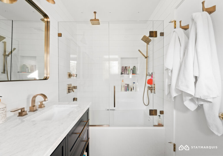 Hamptons Home 1020362