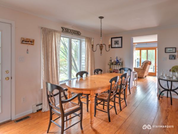 Hamptons Home 1020363