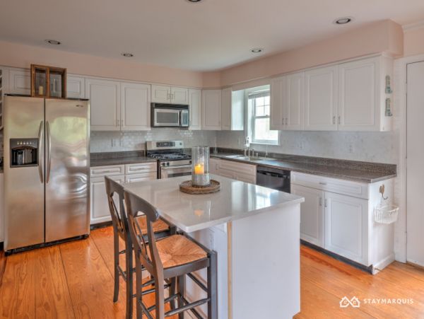 Hamptons Home 1020363
