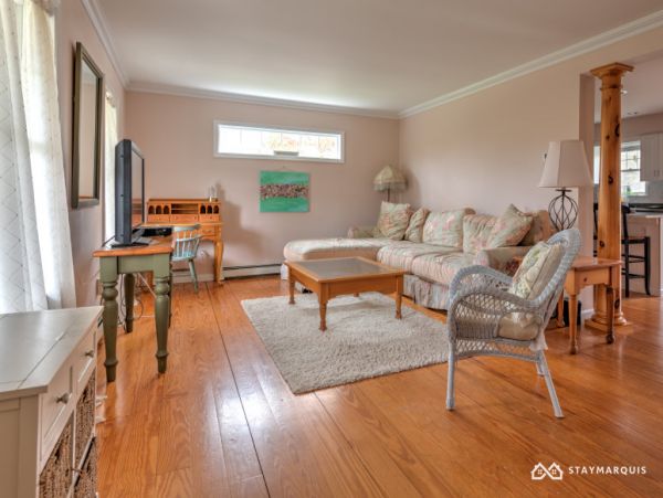 Hamptons Home 1020363