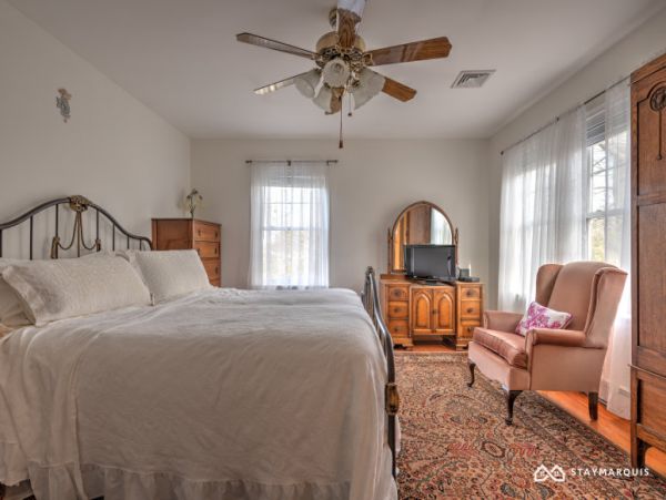 Hamptons Home 1020363