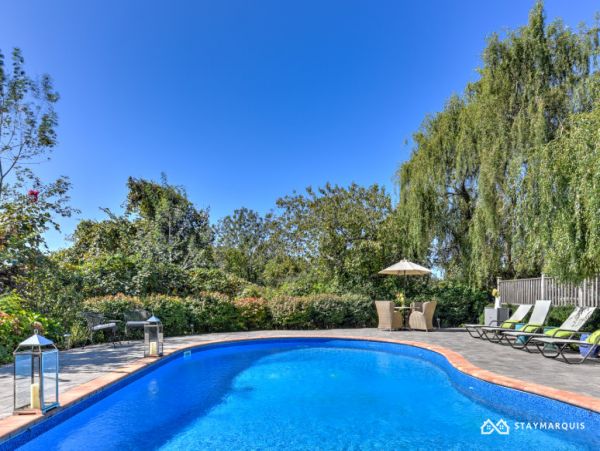 Hamptons Home 1020363