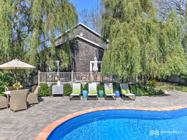 Hamptons Home 1020363