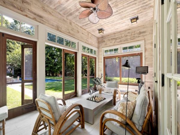 Hamptons Luxury Vacation Pool Home 4 Bedrooms Sleeps 10