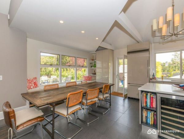 Hamptons Home 1020365