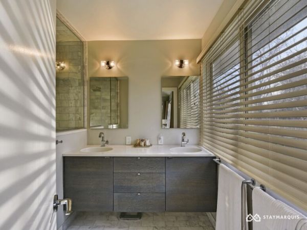 Hamptons Home 1020365
