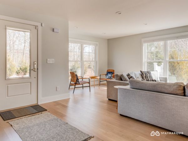 Hamptons Home 1020366