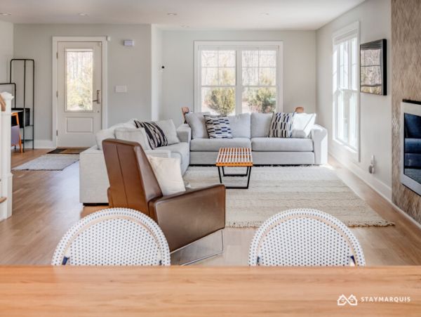 Hamptons Home 1020366