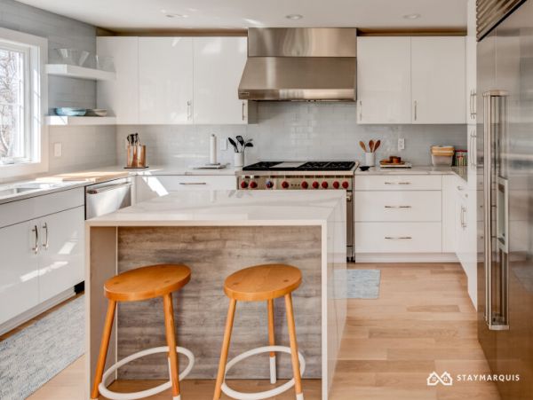 Hamptons Home 1020366