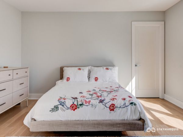 Hamptons Home 1020366