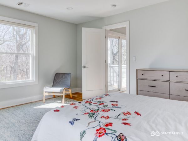 Hamptons Home 1020366