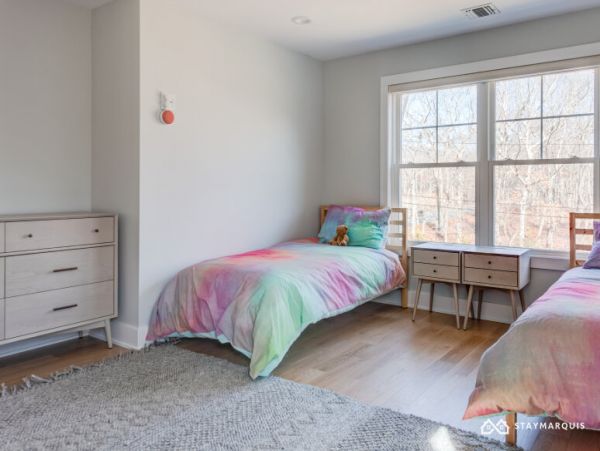 Hamptons Home 1020366