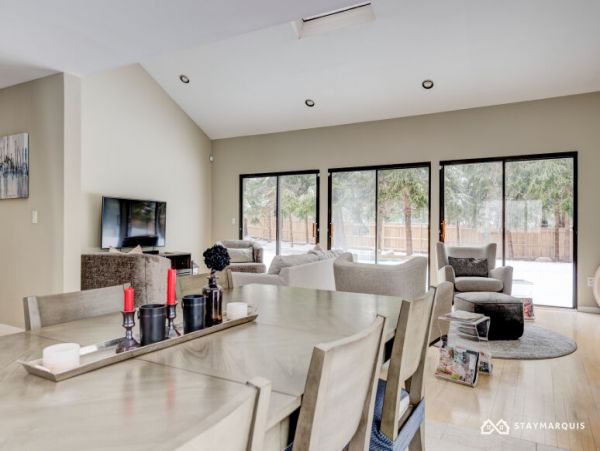 Hamptons Home 1020367