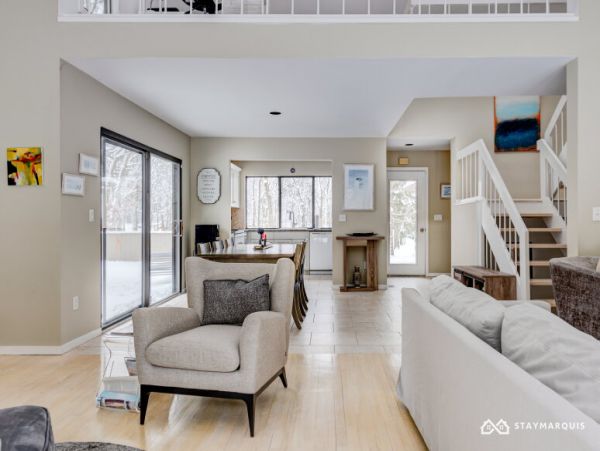 Hamptons Home 1020367