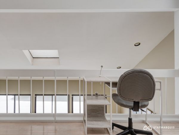 Hamptons Home 1020367