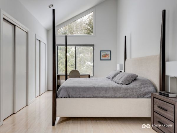 Hamptons Home 1020367