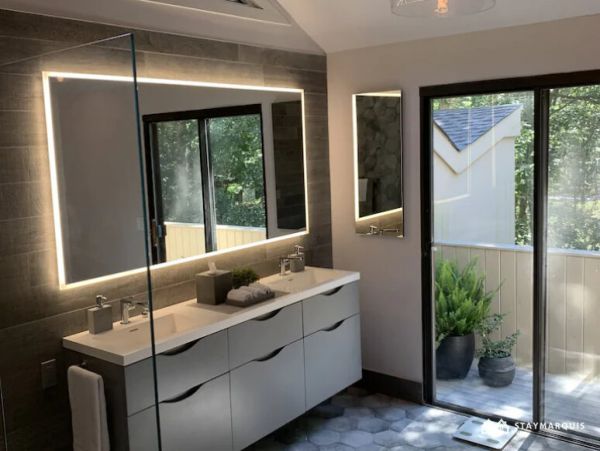 Hamptons Home 1020367