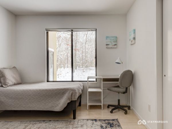 Hamptons Home 1020367