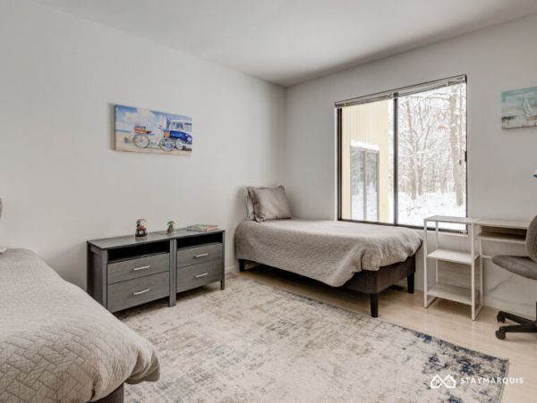 Hamptons Home 1020367