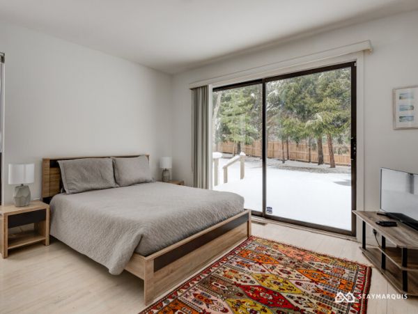 Hamptons Home 1020367