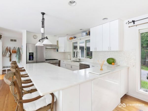 Hamptons Home 1020370