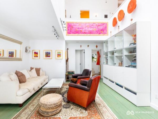 Hamptons Home 1020370