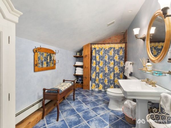 Hamptons Home 1020370