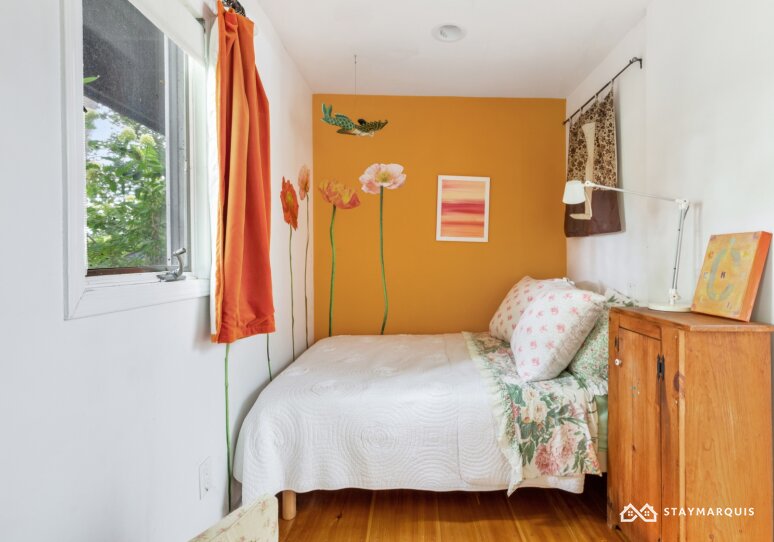 Hamptons Home 1020370