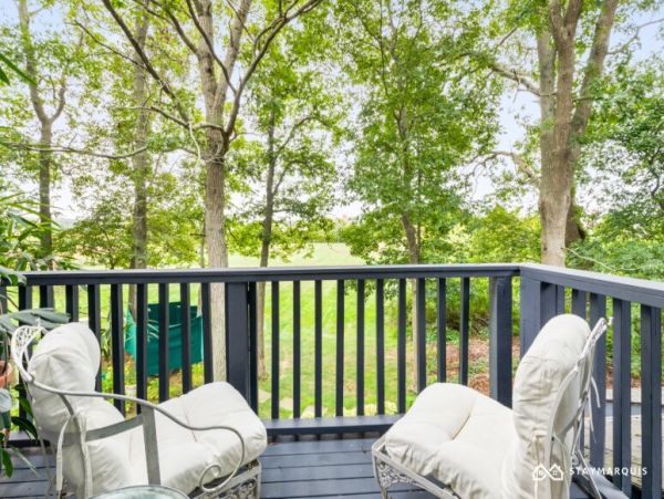 Hamptons Home 1020370